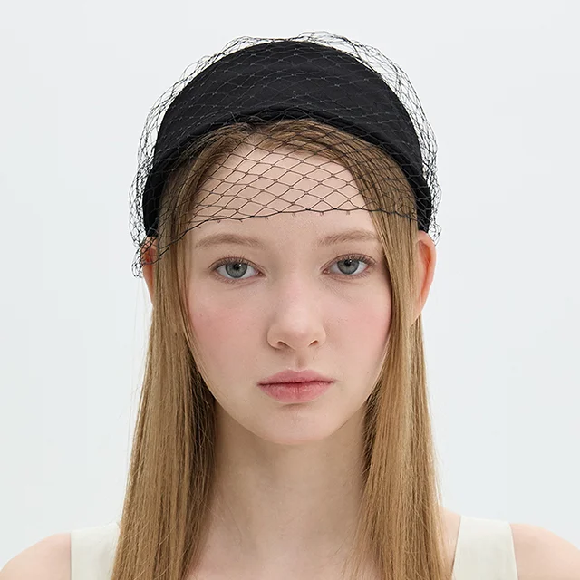 Jolie Fascinator