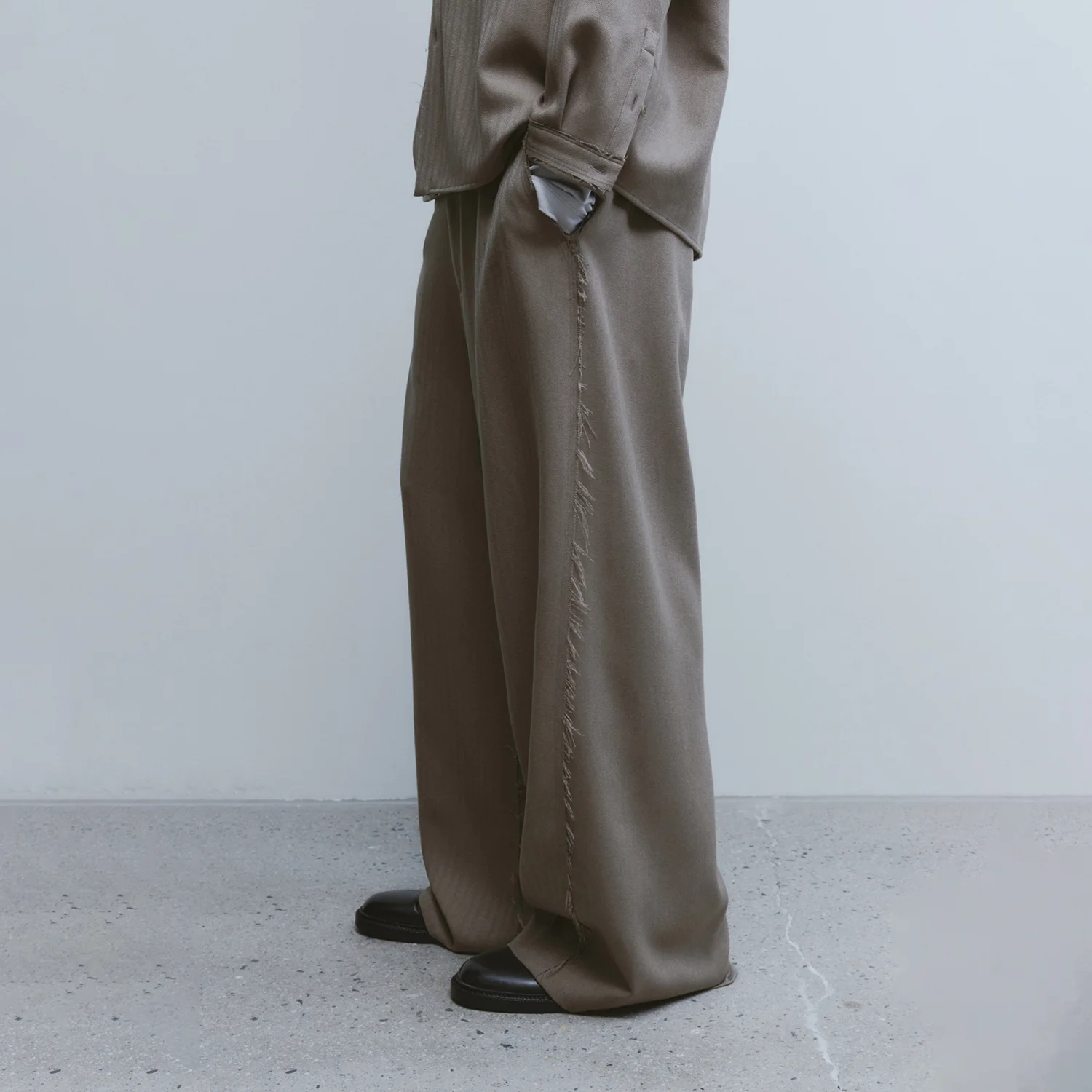 Triple Stitch Wide Trousers - Beige Herringborn