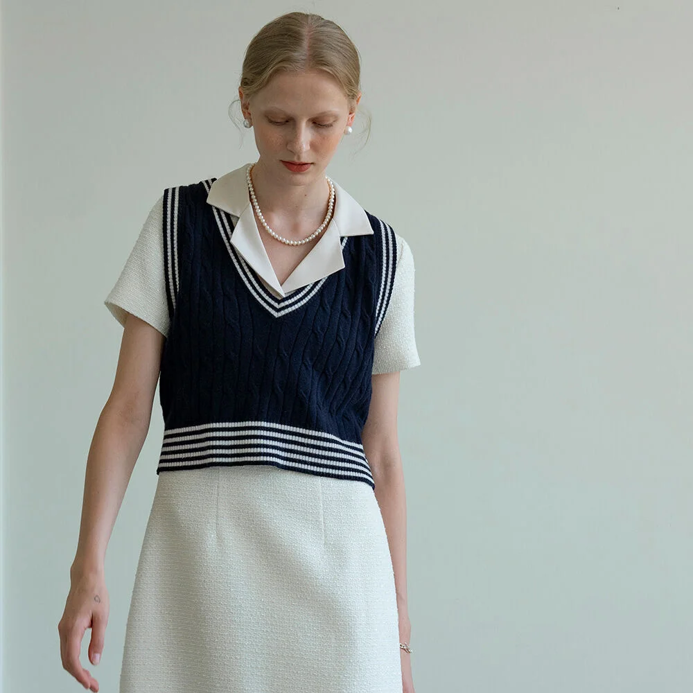 SIKN2032 marine cable knit vest_Navy