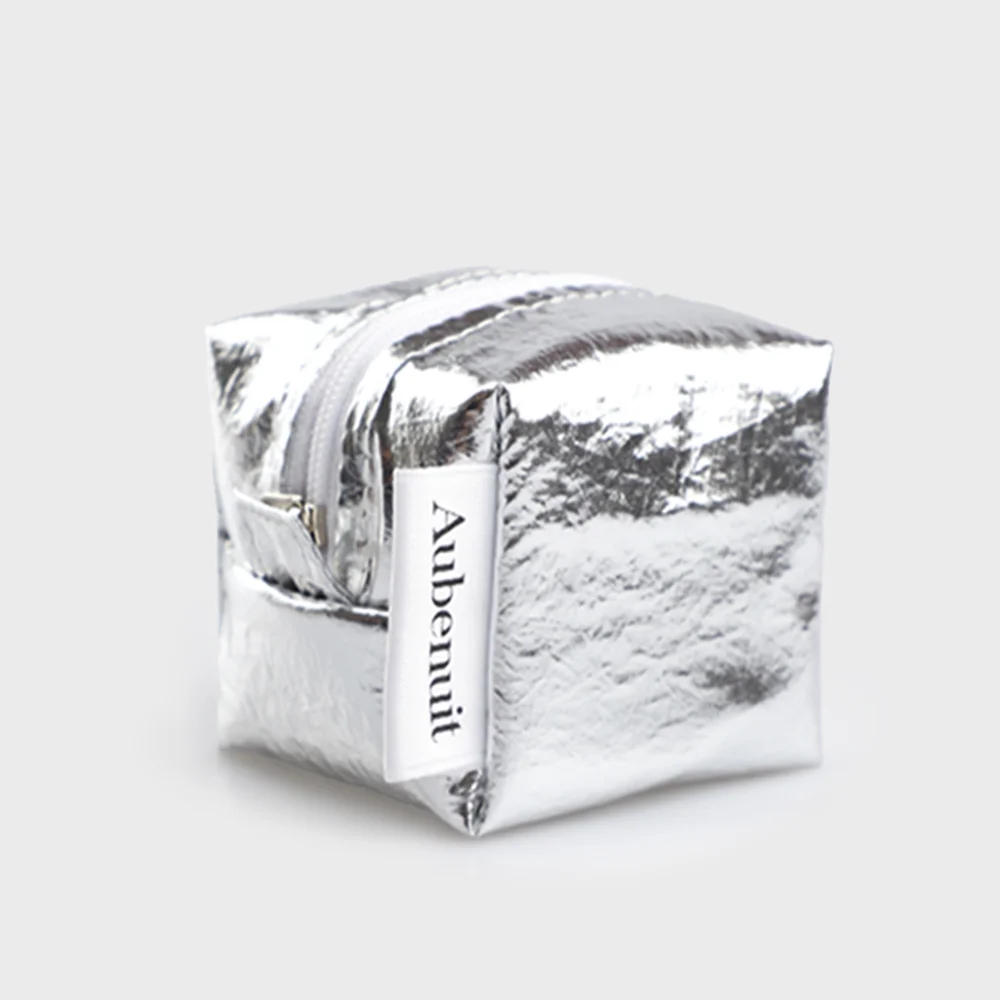 Obnuit 尼龍 Cube 化妝袋 銀色 S (鑰匙扣 附加 可)