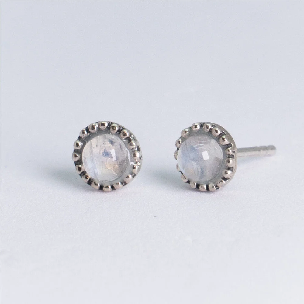 HR 161E_Moonstone Earring (Silver 925)