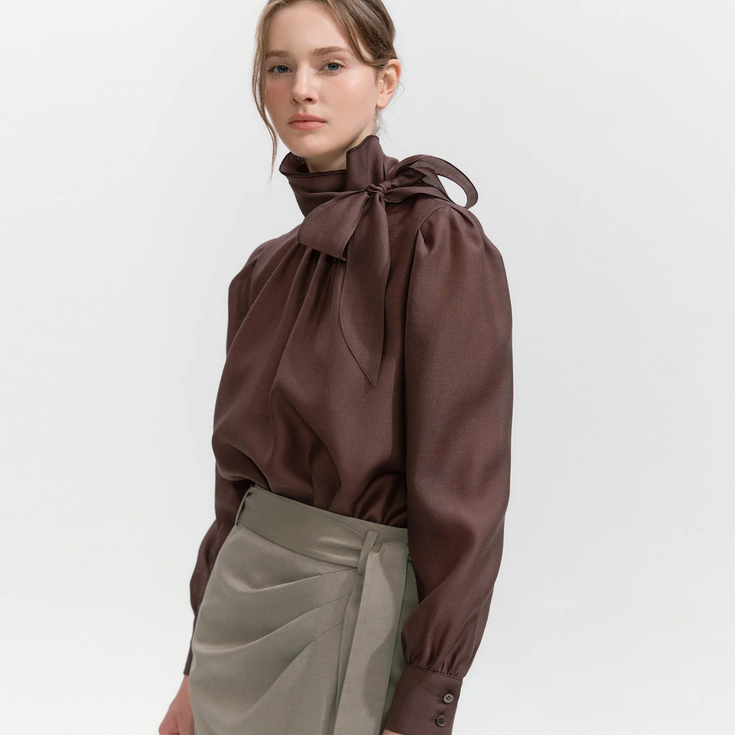 Roll collar Tie Blouse WINE