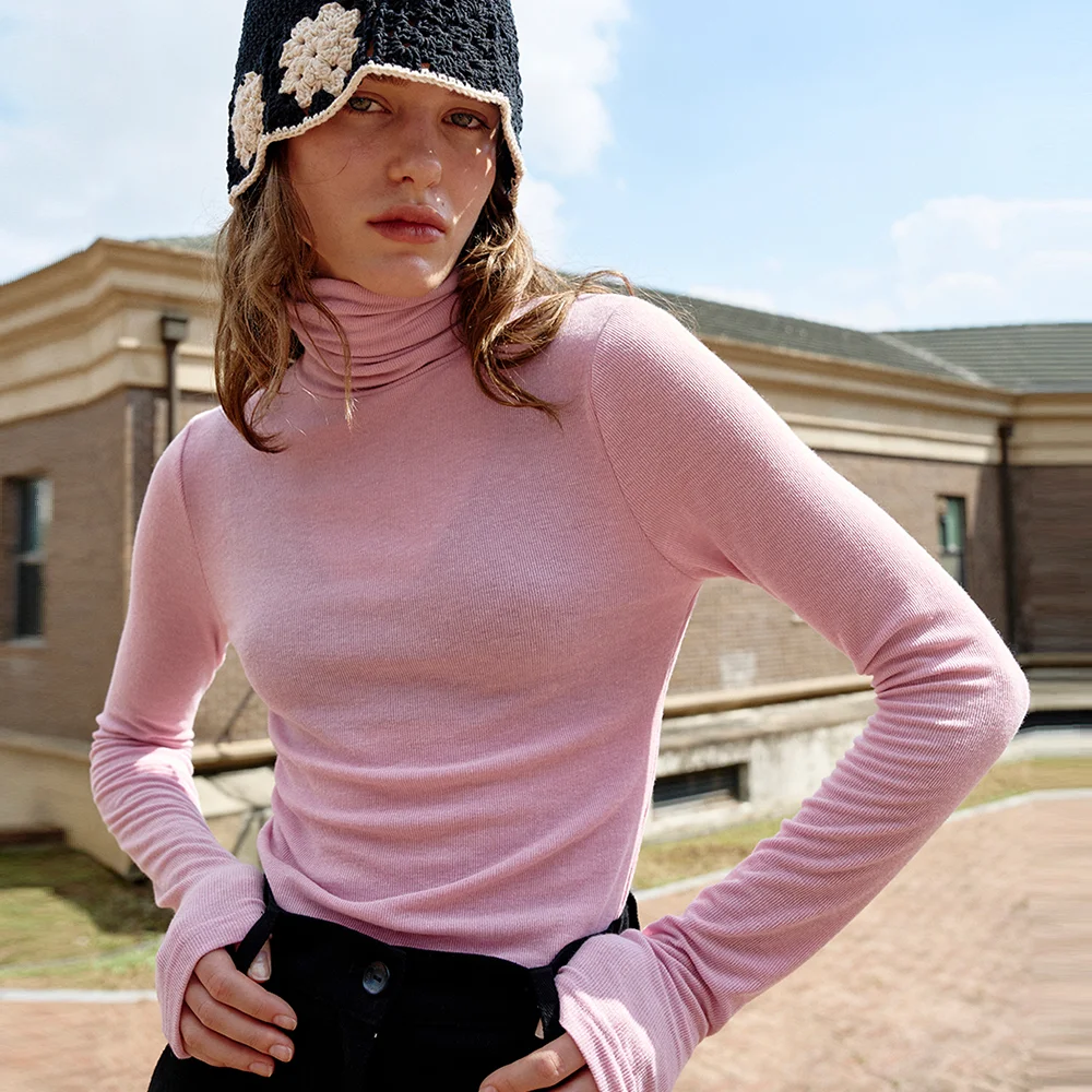 Essential turtle-neck pullover
