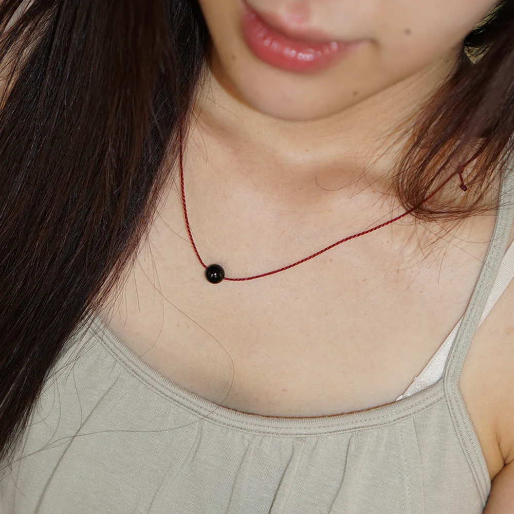 BLACK BALL ROPE NECKLACE