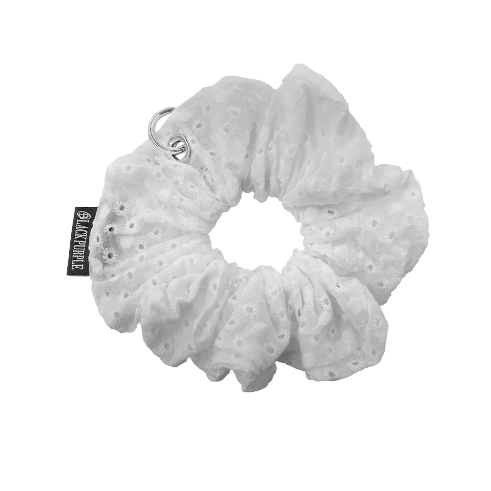 Netty 蕾絲 孔眼 髮圈 Netty Lace Eyelet Scrunchie_White
