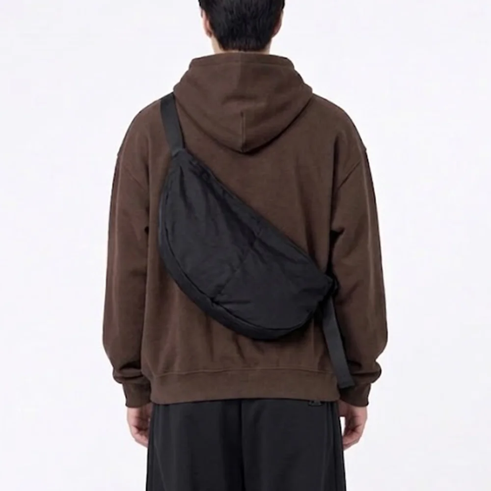 尼龍 Hobo 郵差袋 必備款 black