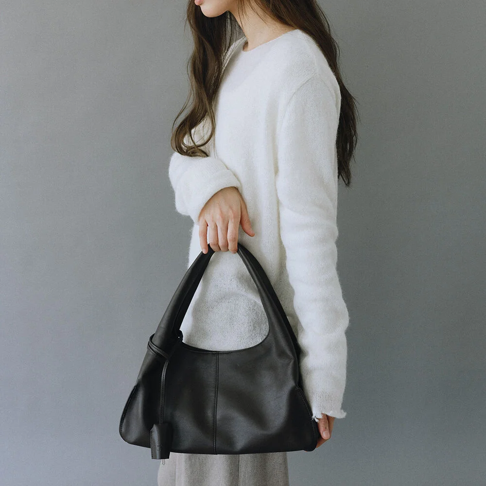 PILLOW HOBO BAG (ORGAN BROWN)