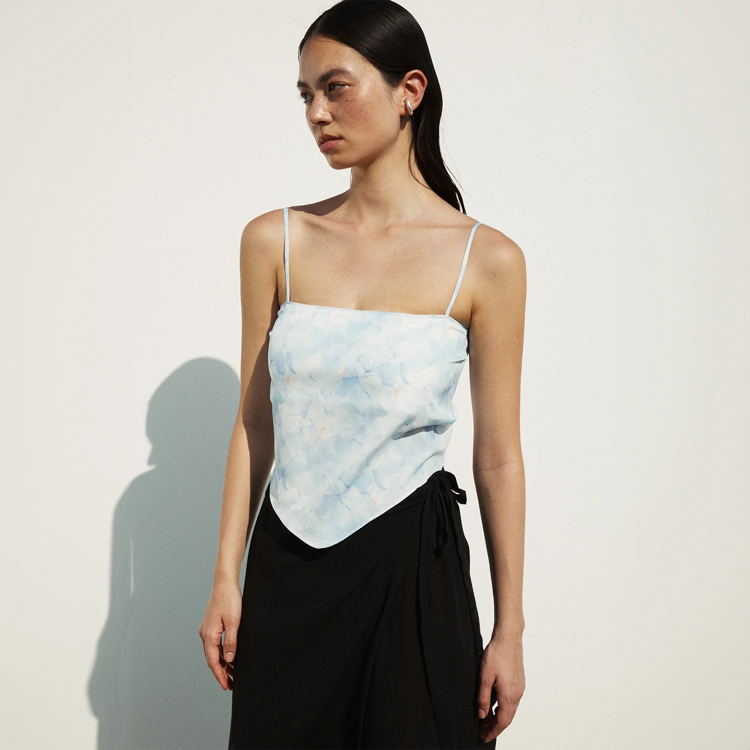 LOGO PRINTED HANDKERCHIEF CAMI TOP