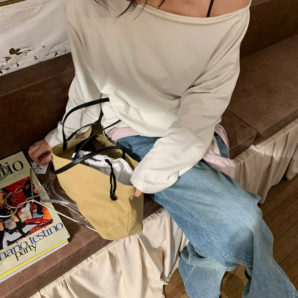 Moon damage sweatshirt_soy beige