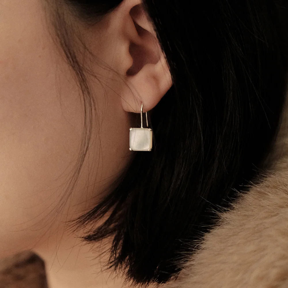 Baby Bijou earrings, MOTHER OF PEARL