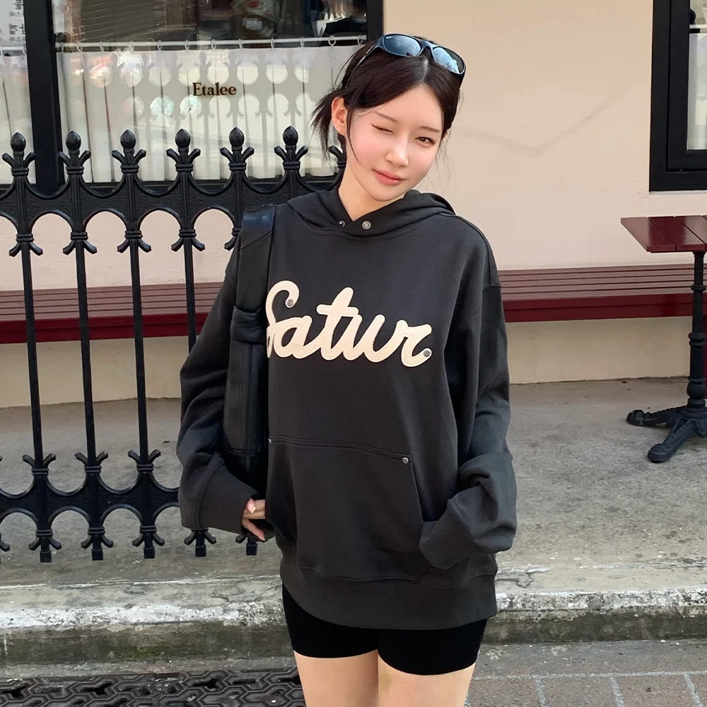 Rugo 貼布繡 鉚釘 連帽衫 炭灰色
