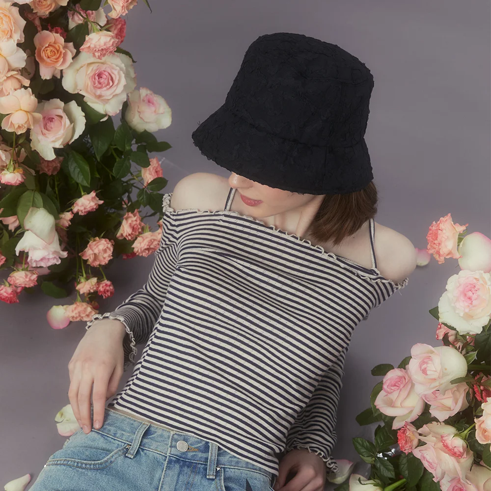LACE BUCKET HAT (BLACK)