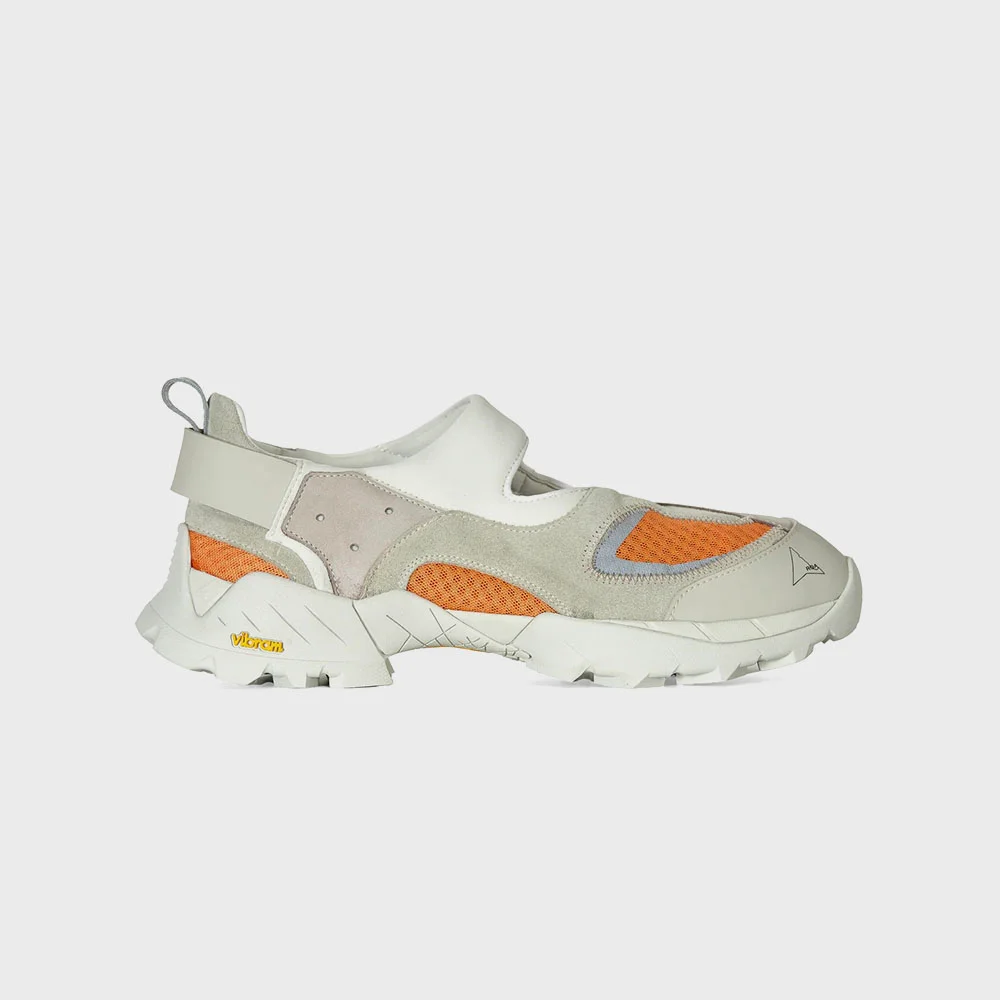 (U) ROZES SANDAL (SAND ORANGE)