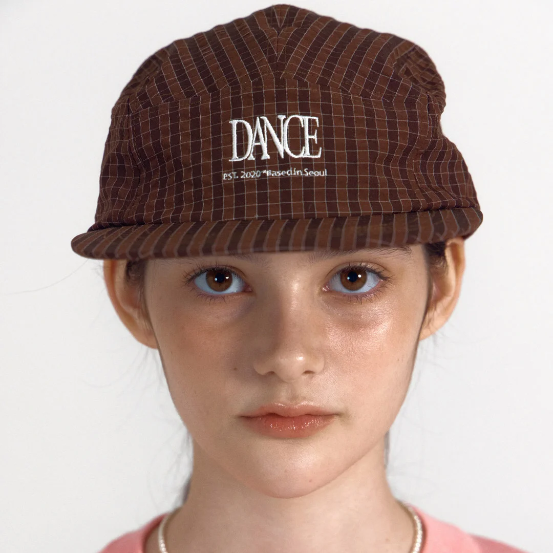 CHECK DANCE CAMP : BROWN