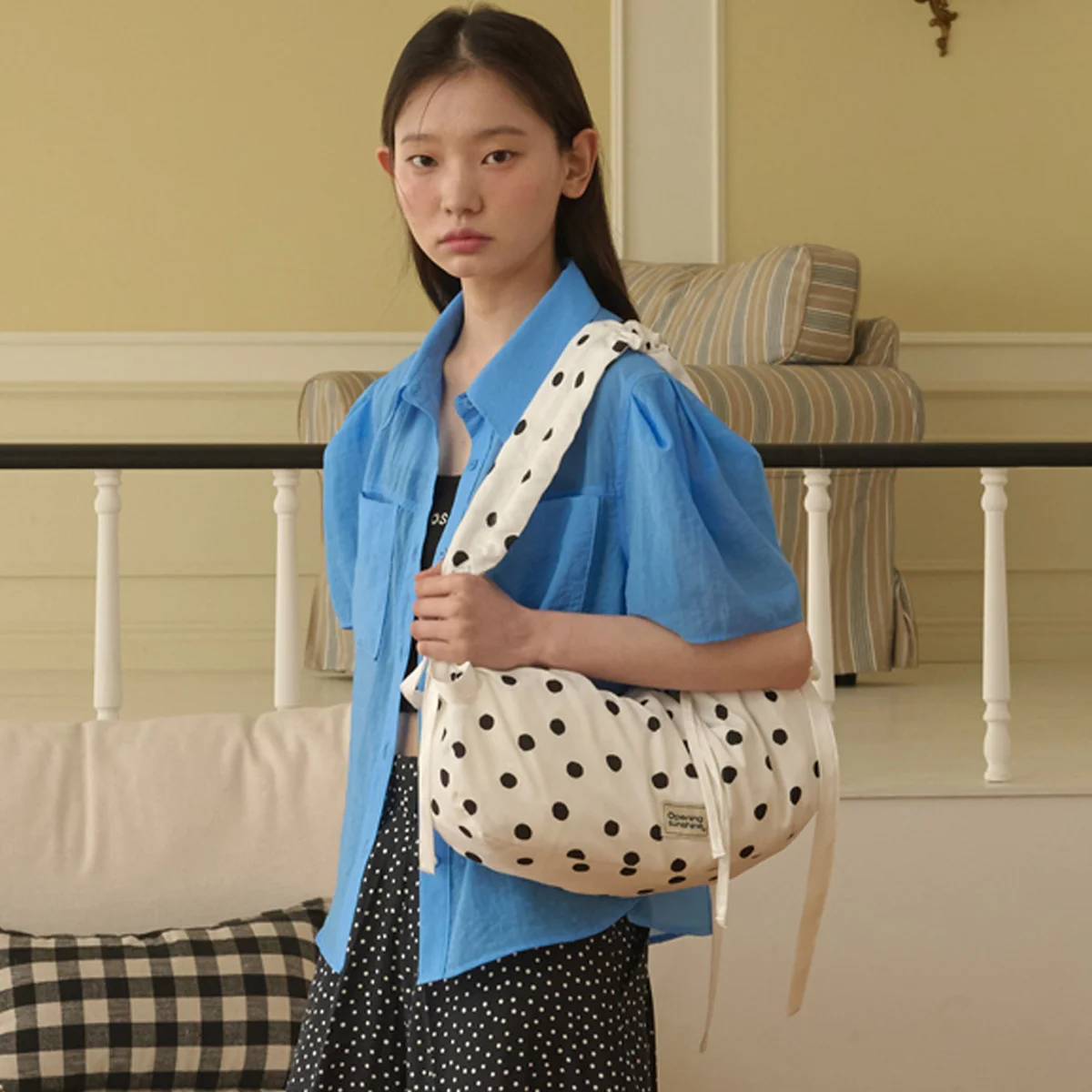 Bumpy Dot Shoulder Bag_White