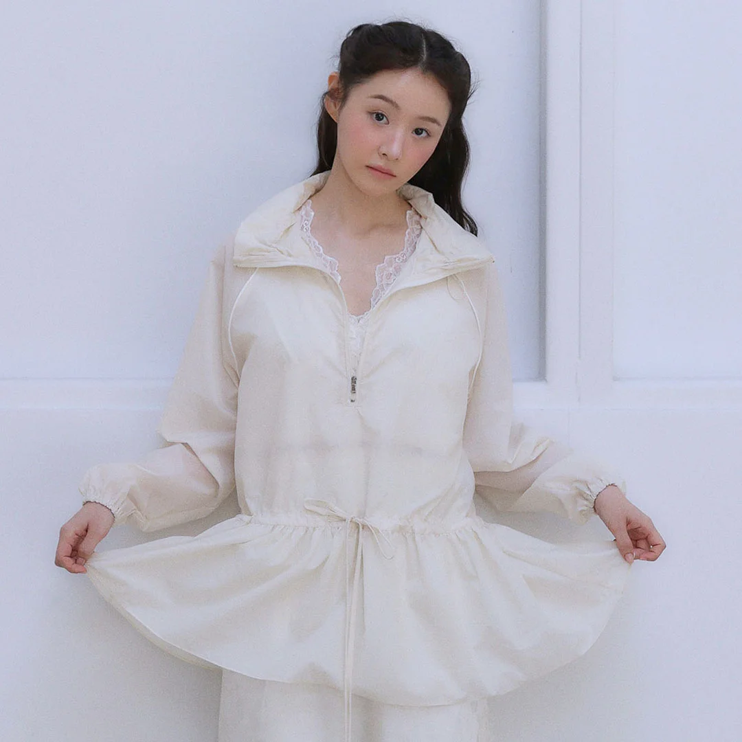 NYLON FRILL WIND BREAKER