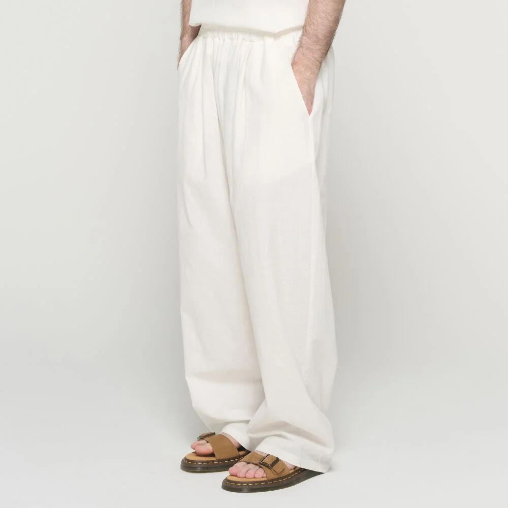 LINEN LIKE PINTUCK WIDE PANTS (WHITE)