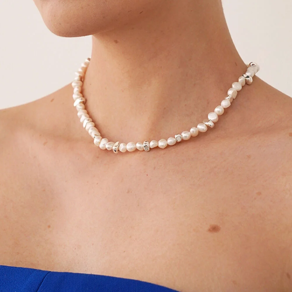 Curve Motion - Necklace 14