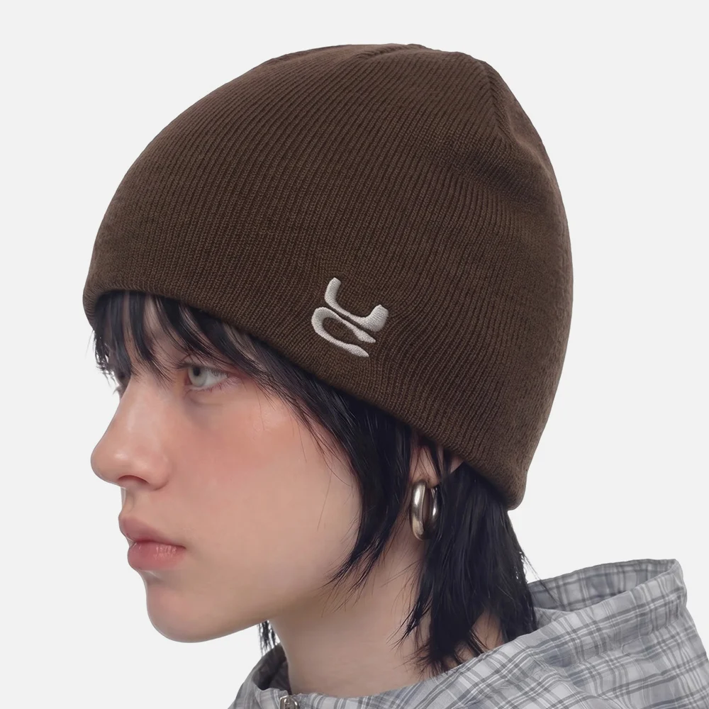 四季 純棉 修身版型 薄 針織衫 標誌 刺繡 冷帽 純色 男女通用 冷帽 BEANIE / UC / NO CUFF / BROWN