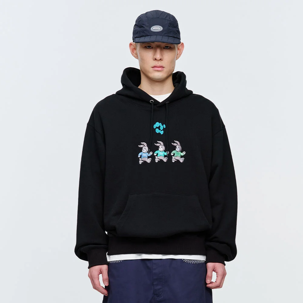 MELGE RUN HOODIE (EVERY BLACK)