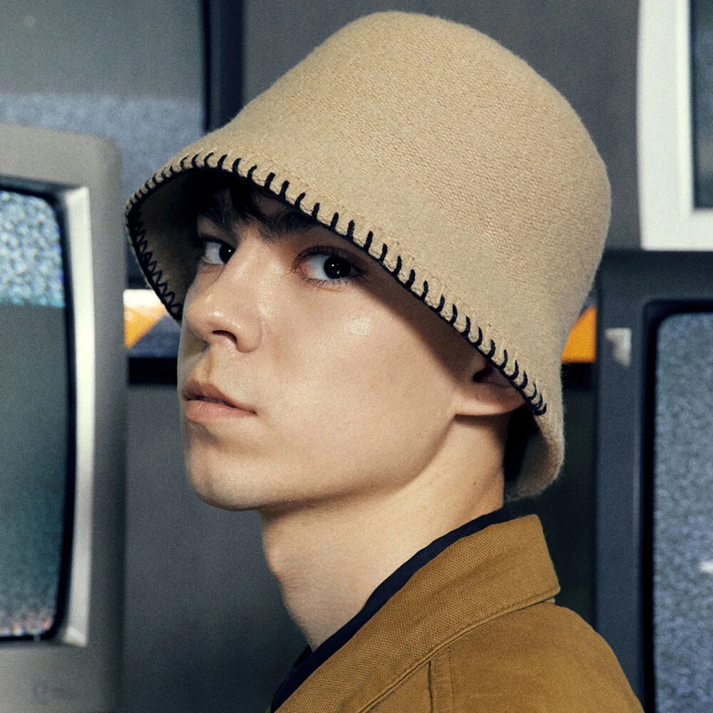 STITCH WOOL BEIGE BUCKET HAT