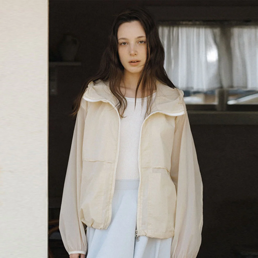 Hooded Windbreaker(Light Yellow)