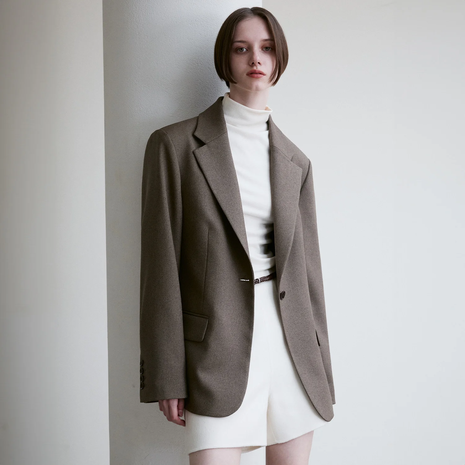 SINGLE BUTTON BLAZER JACKET