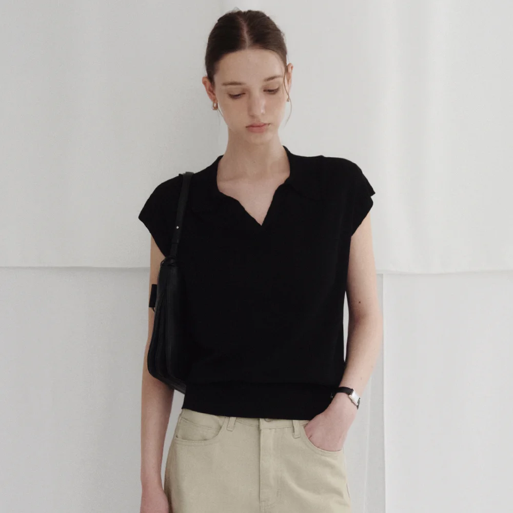 Esti Loose Collar Knit (Black)