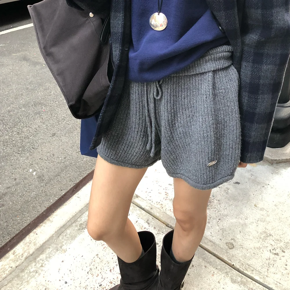 CLE KNIT SHORTS (GRAY)