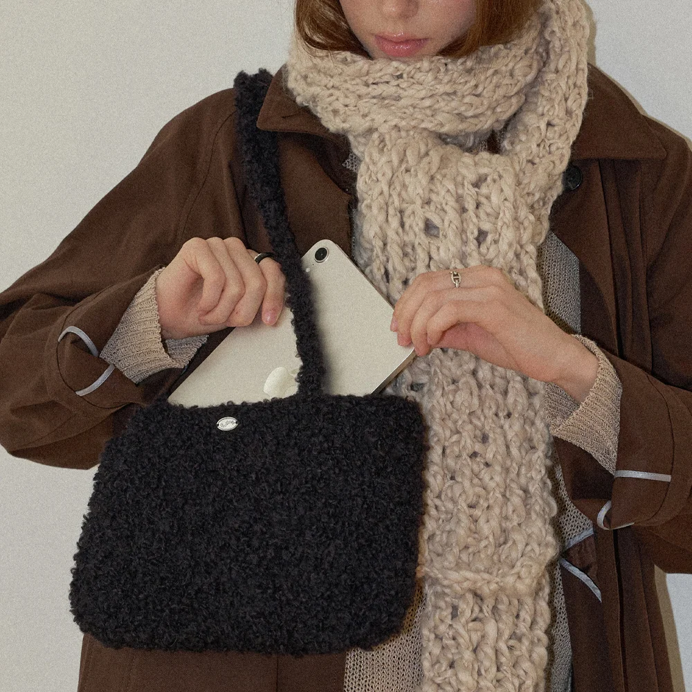 Fluffy Handmade Crochet Knit Shoulder Bag _ Black