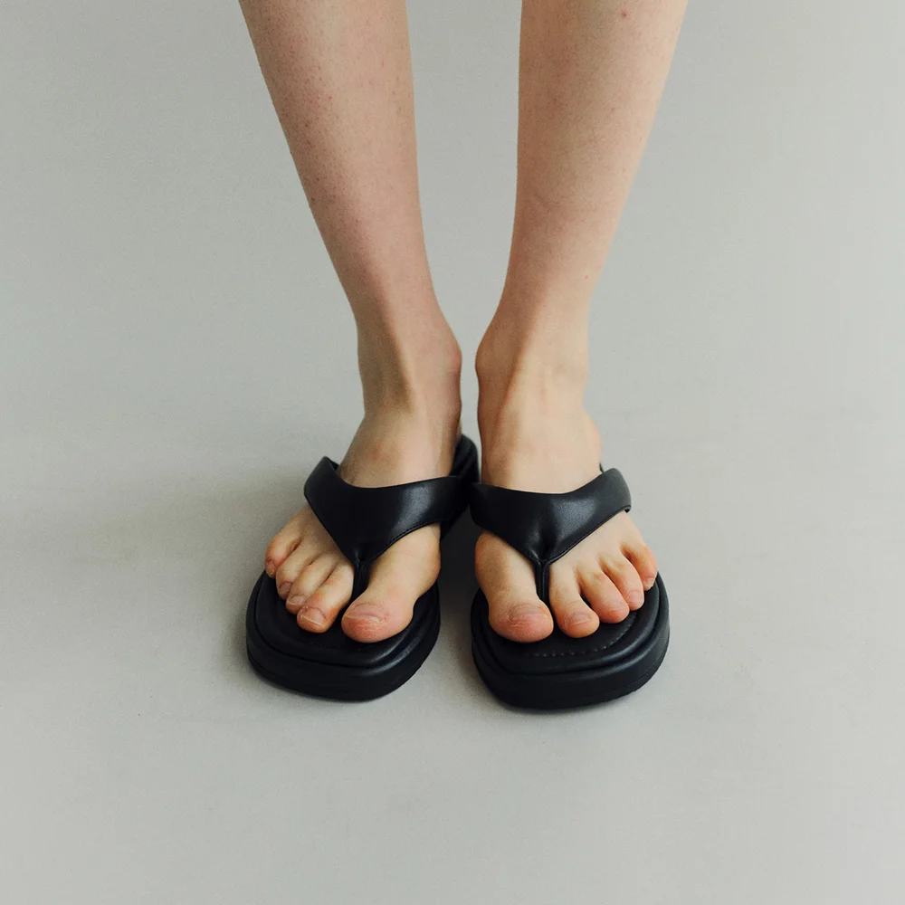 Surfer flip flops Black