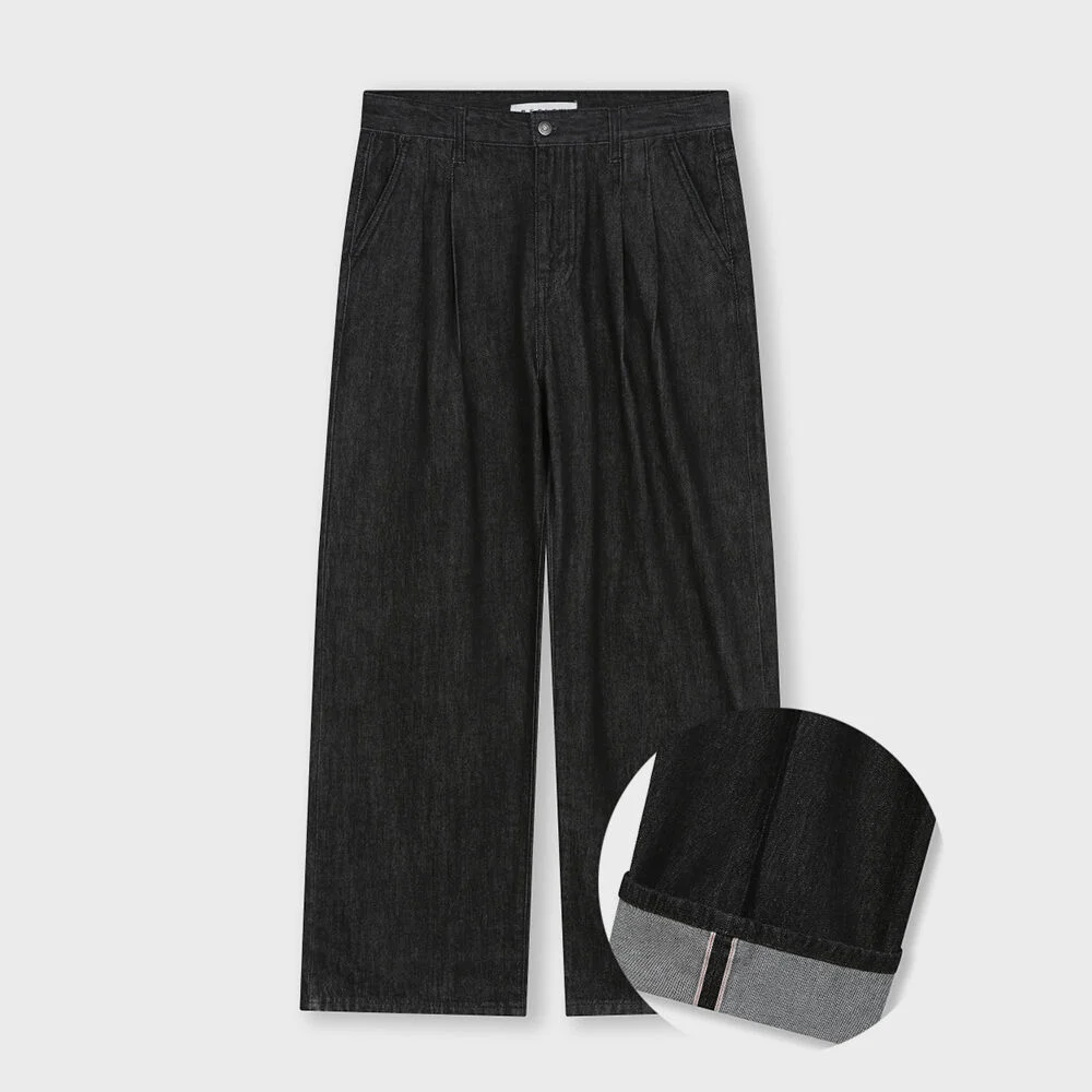 WIDE FIT TWO TUCK SELVAGE DENIM PANTS BLACK