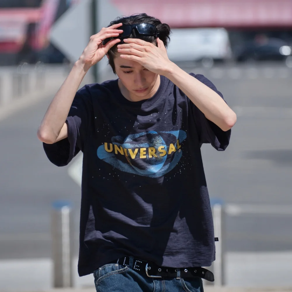 UNIVERSAL OVERSIZED TEE_NAVY