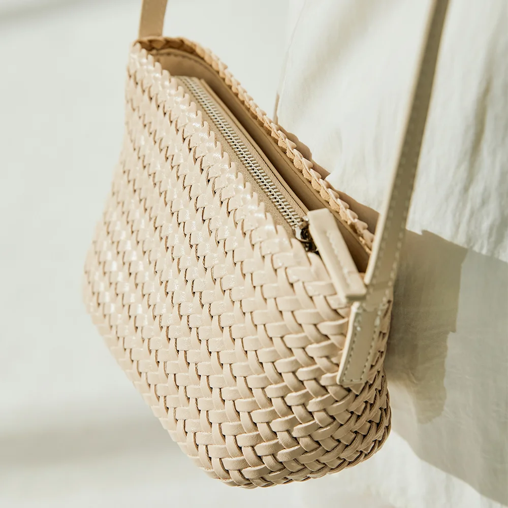 Marlo Hand Weaving 斜揹袋