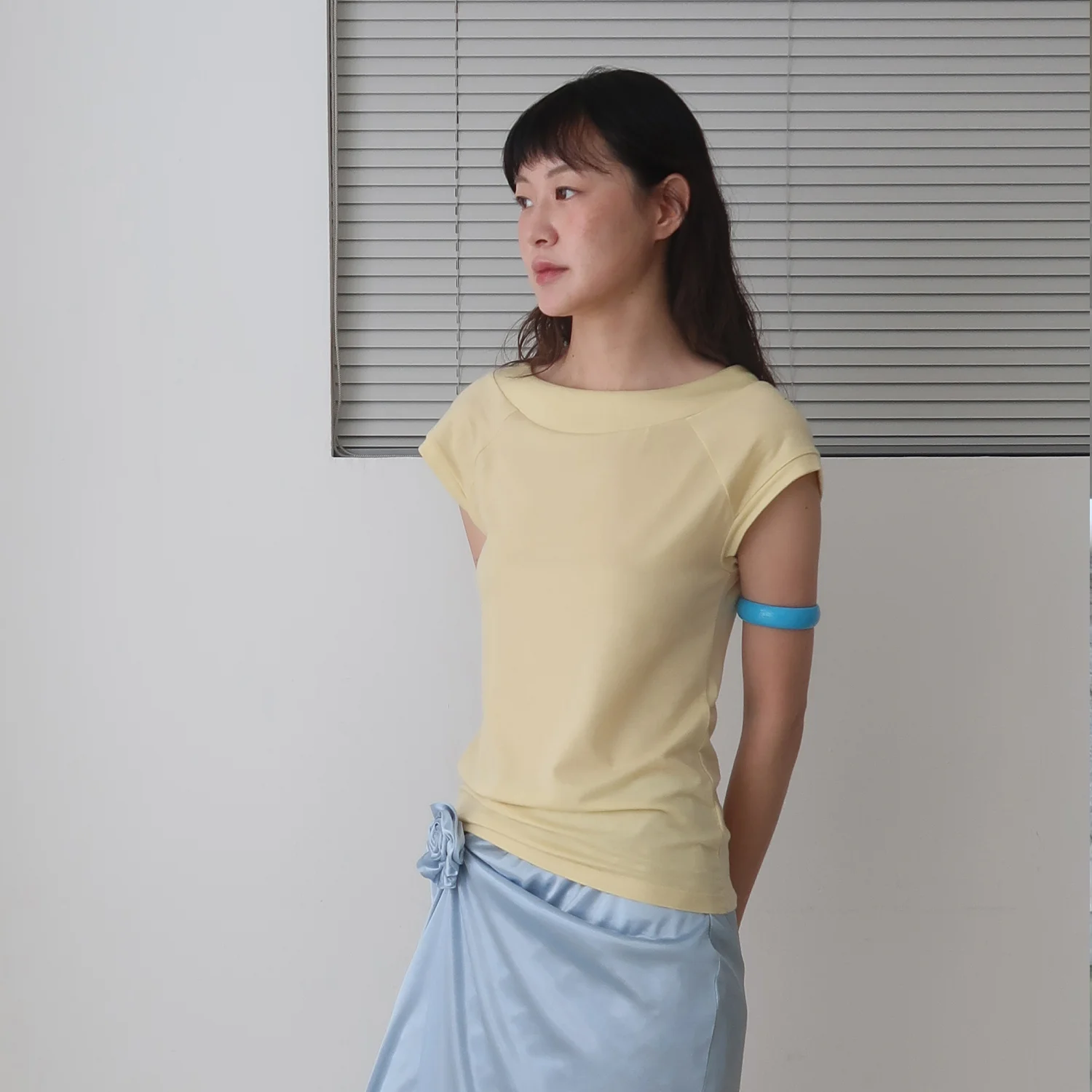 BOAT NECK CAP SLEEVE T-SHIRT_YELLOW