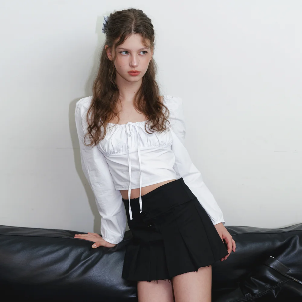 ribbon point shirring blouse - white