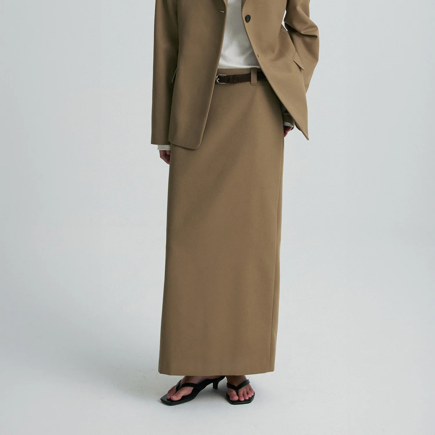 WOOL BLEND TAILORED STRAIGHT SKIRT TAUPE