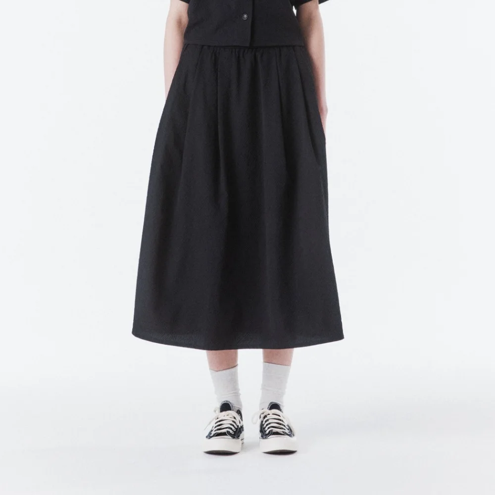 W SEERSUCKER SKIRT - BLACK (P262WSK180)
