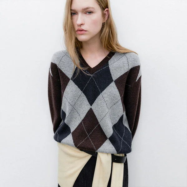 WOOL BLENDED ARGYLE V-NECK KNIT(T-7104)
