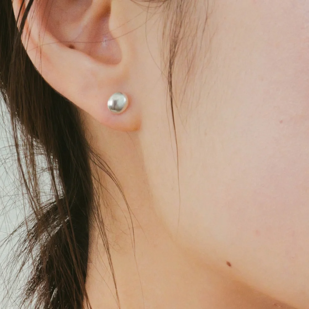 Soft Oval Earring (2colors)