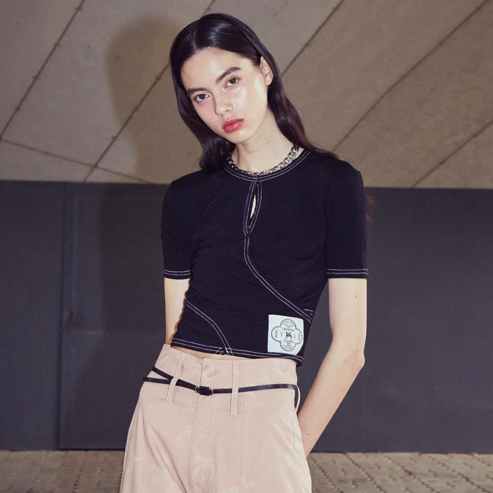 Slit Stitch Crop T-shirt