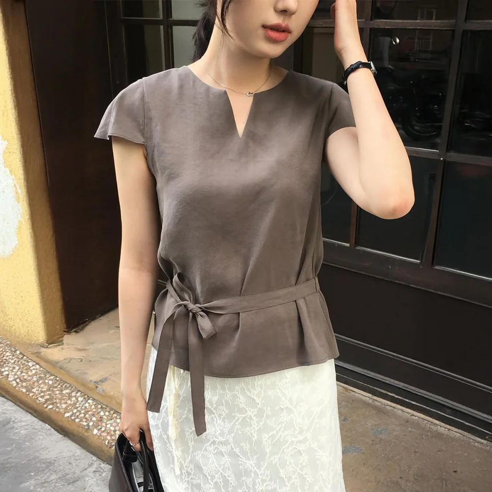 V cut cap belted blouse - ash brown