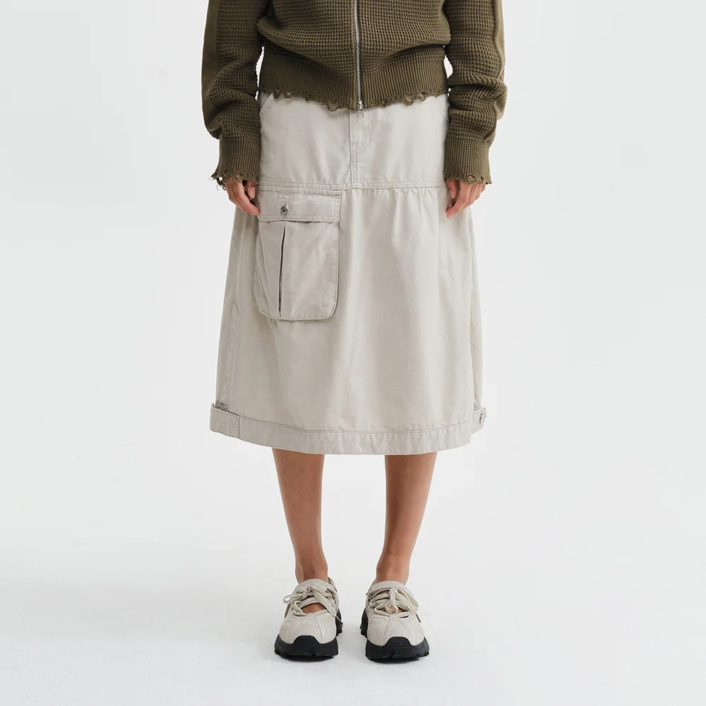 VINTAGE POCKET MIDI SKIRT IN LIGHT BEIGE