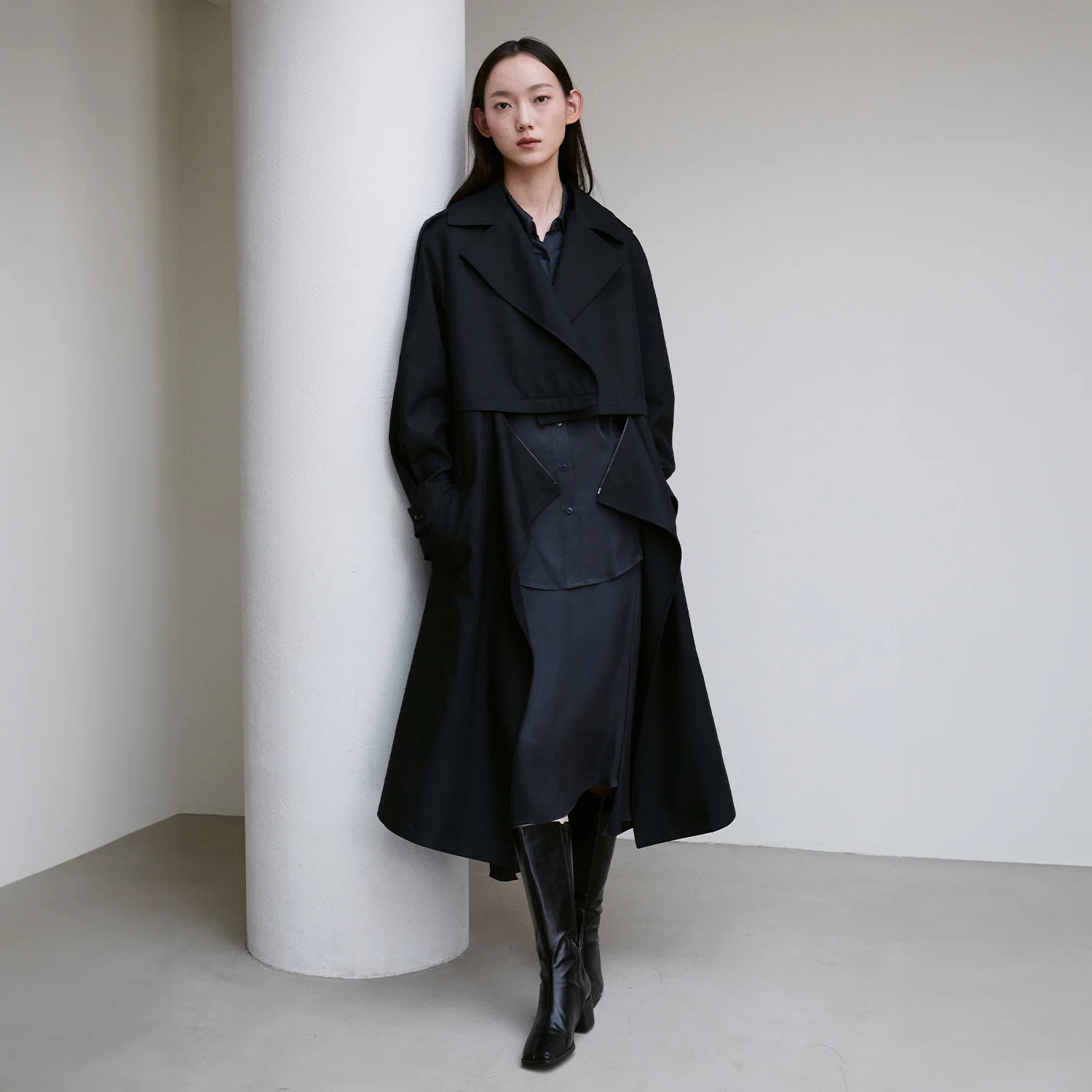 DETACHABLE ZIPPED TRENCH COAT