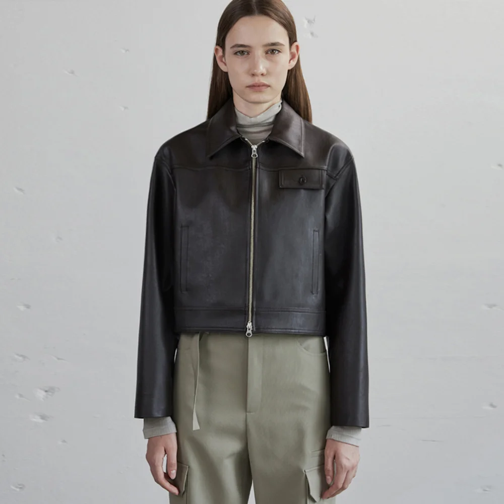 Leather zip-up jacket (brown)