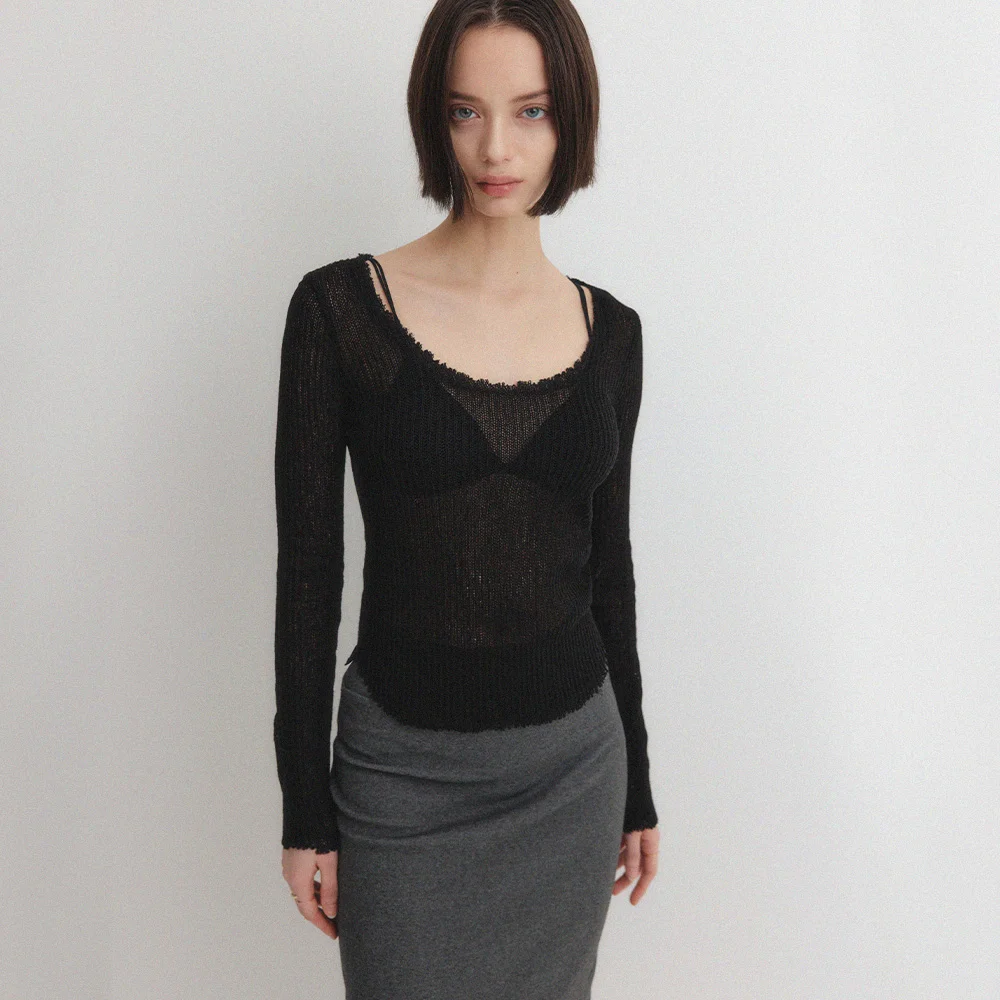 RODA U-NECK T-SHIRT_BLACK