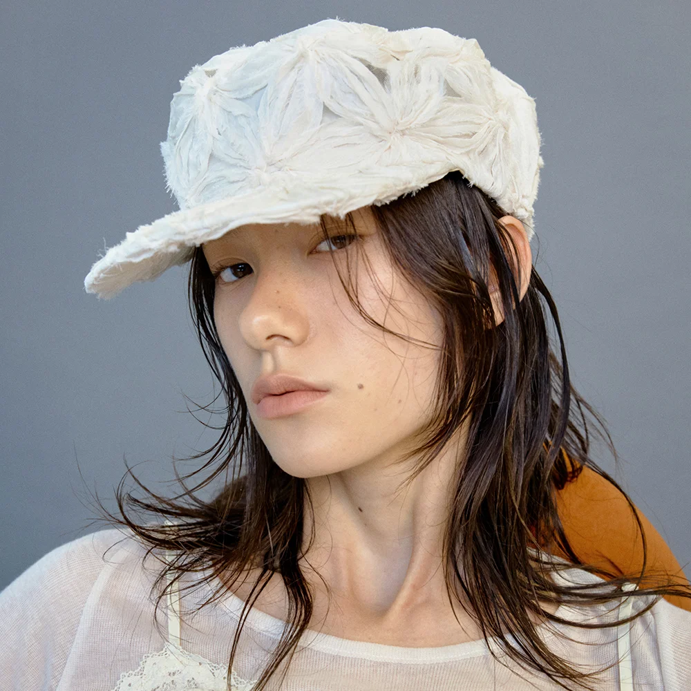 CLASSIC NEWSBOY CAP_FLAT_FLOWER CREAM