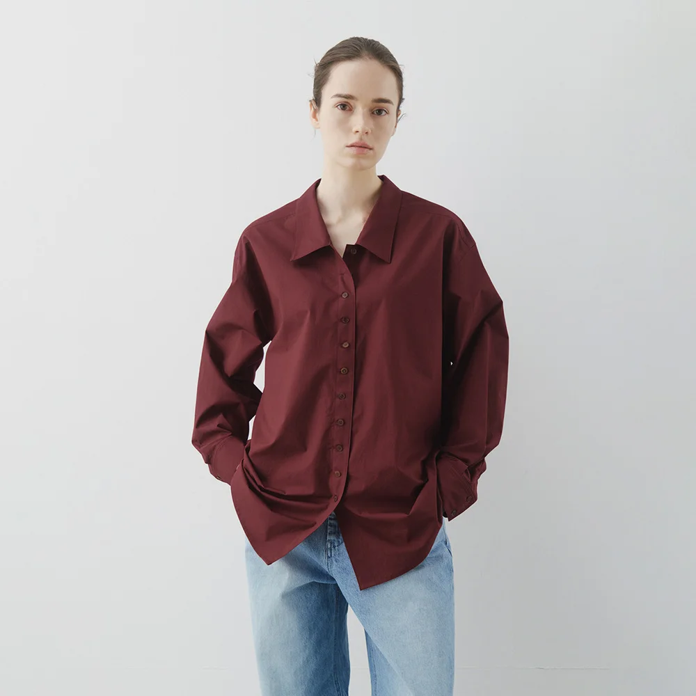 Low Shirt in Burgundy