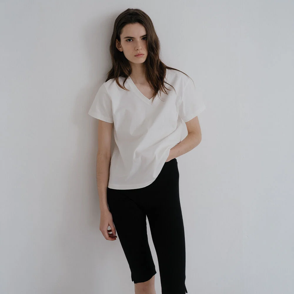 Soft basic v-neck T-shirt _Ivory