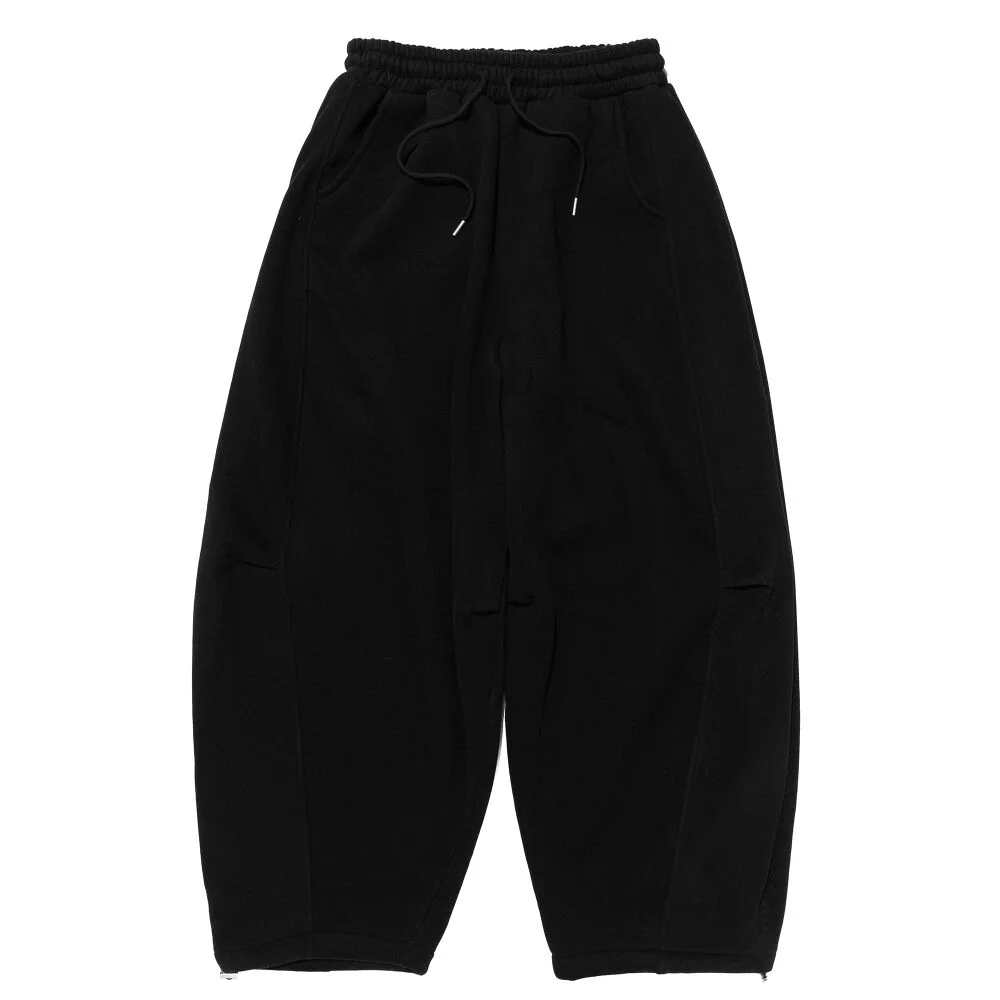 CURVED WIDE TRAINING PANTS (BLACK)